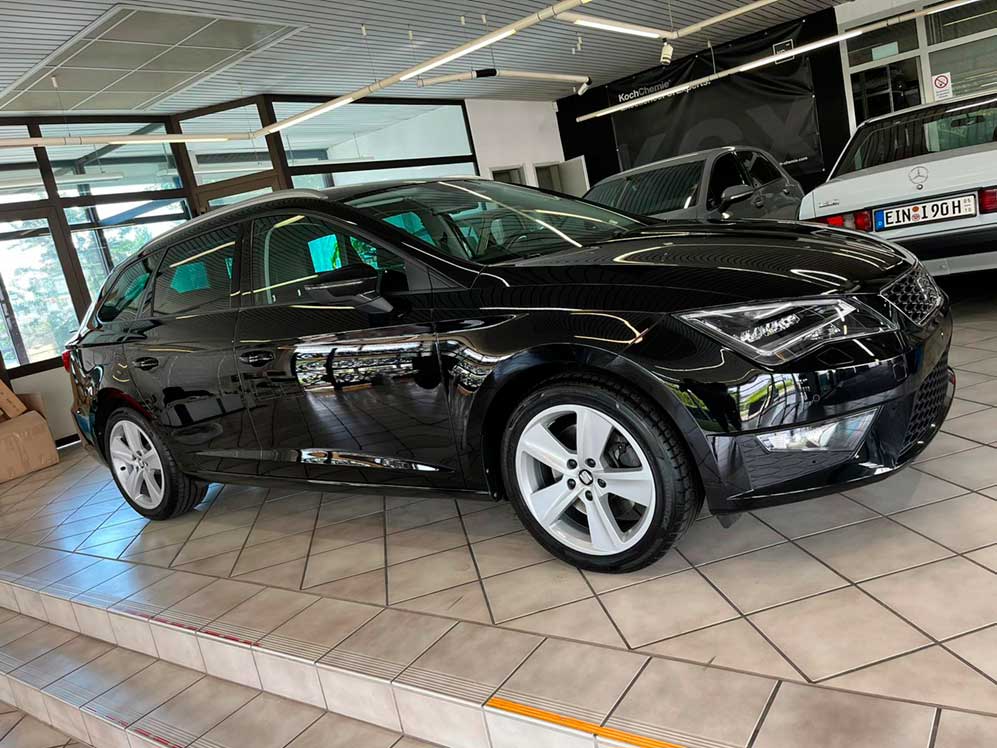 Vista del Seat Leon 2.0 TDI ST FR DSG